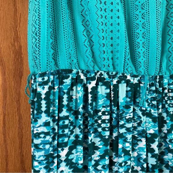5/$15 Faded Glory Shades of Teal, Green, & Blue Maxi Dress 2X (18W-20W) - Picture 5 of 11